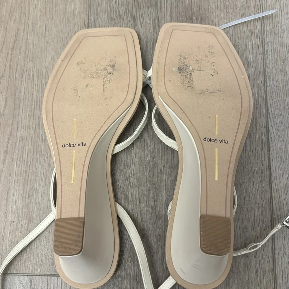 NEW! Dolce Vita Gemini Ankle Strap Wedge Sandal in Ivory - Size 10 🚙